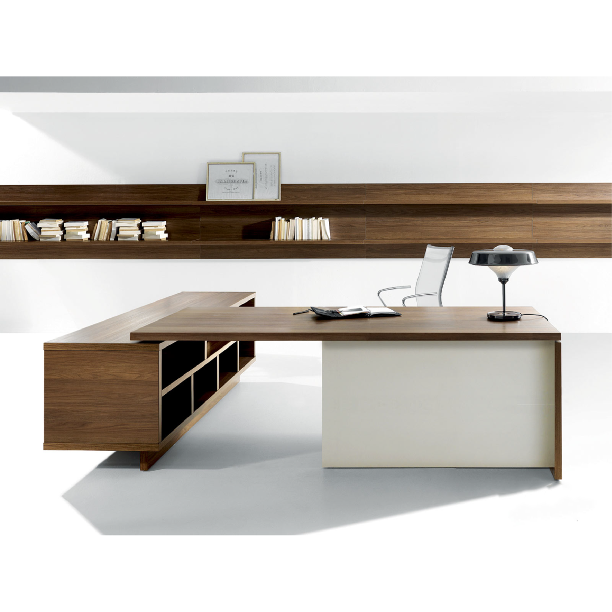 leona_Plan-de-travail-5.png Bureau de direction LEONA – Image 1