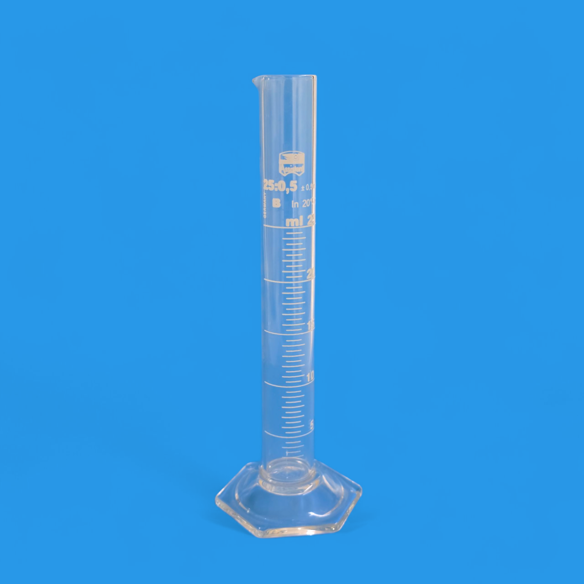 Eprouvette graduée 25ml classe B basse Hexagonale ASSISTENT – Image 1